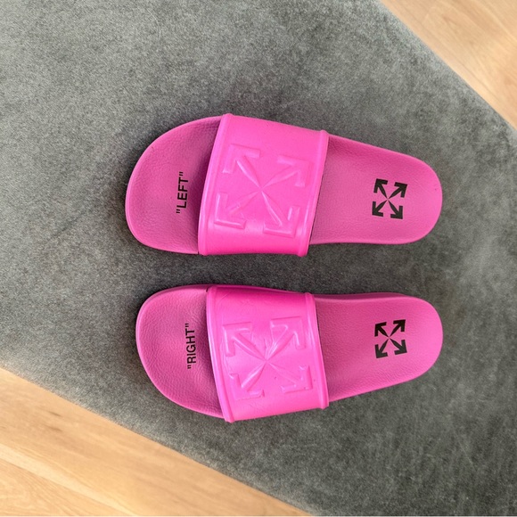 Off-white slides - Picture 5 of 6